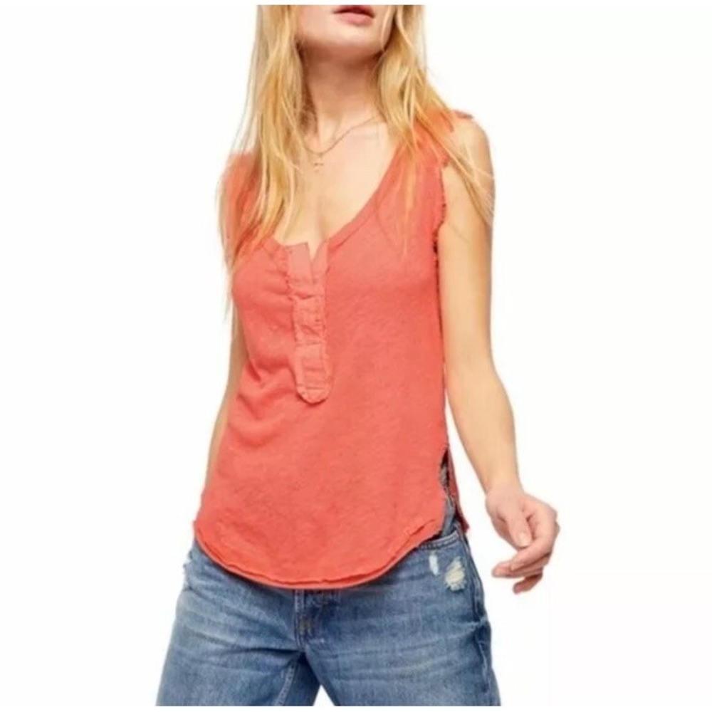 We The Free Henley Tank Top Women XS Coral Peach Slub Knit Raw Edge Distressed